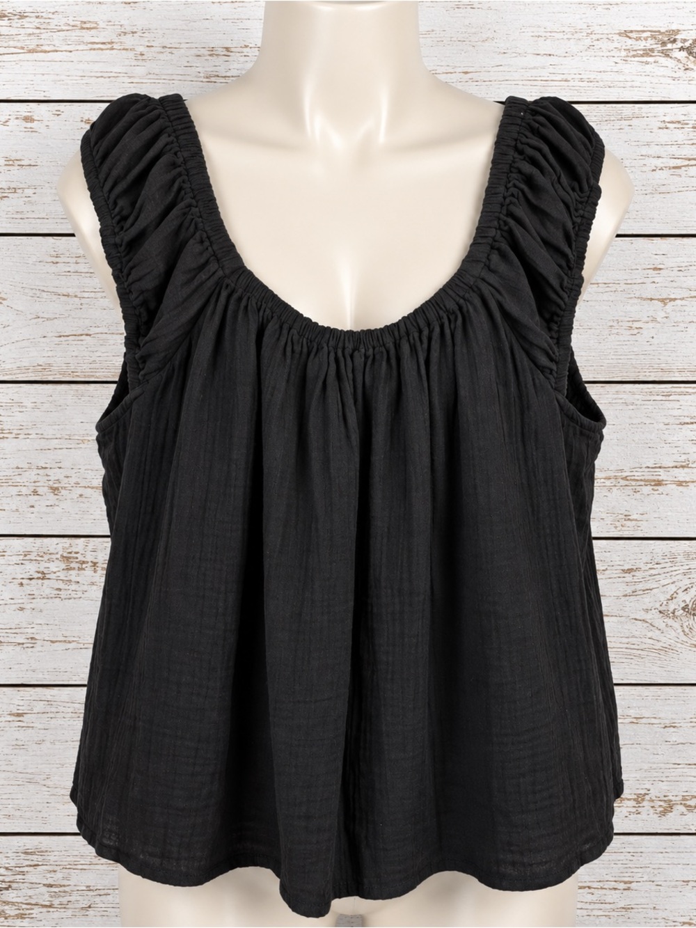 Old Navy Women’s 3X Black Blouse Tie Back sleeveless blouse